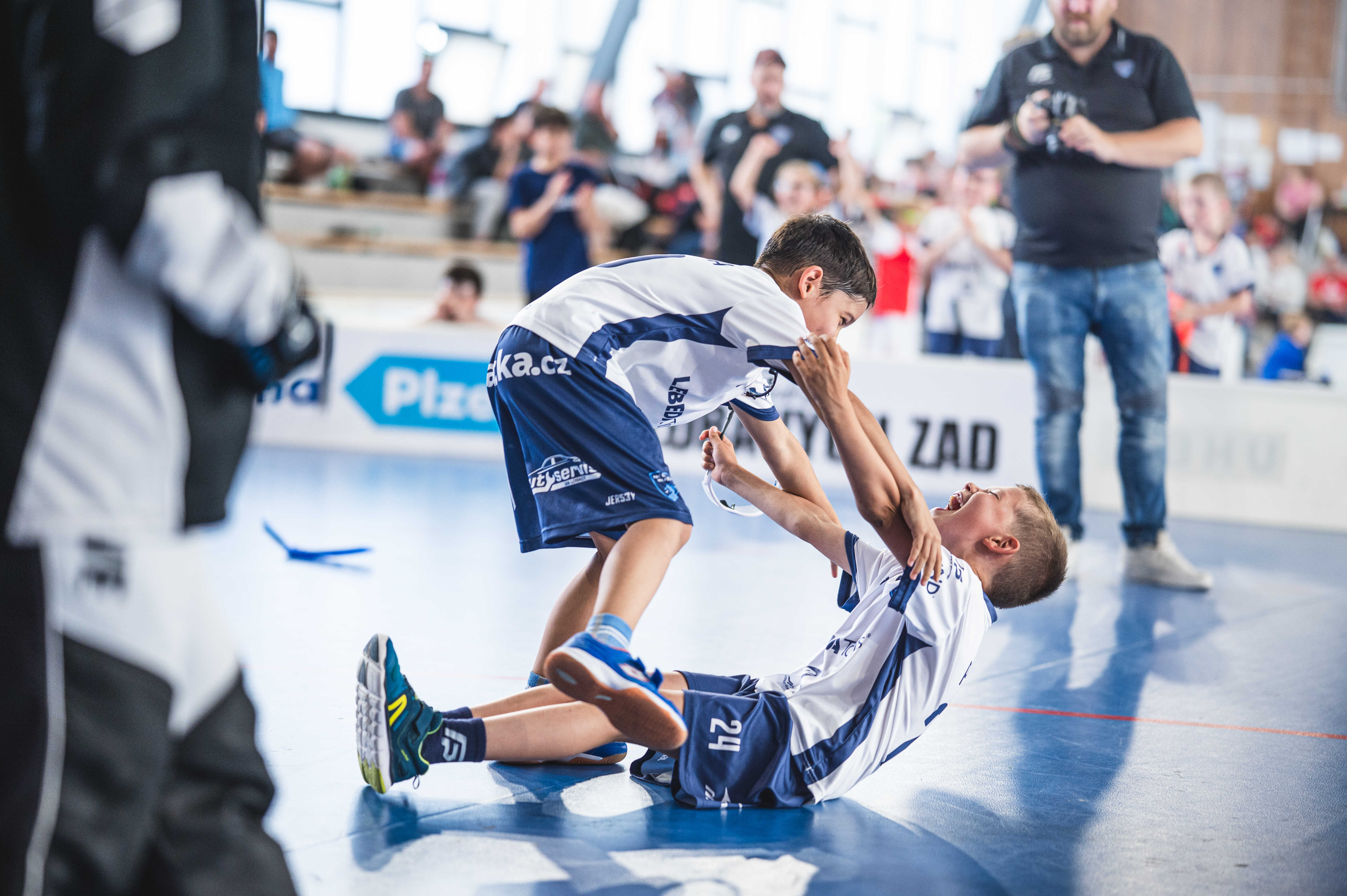 54614987835_246b69c0ec_o_optimized